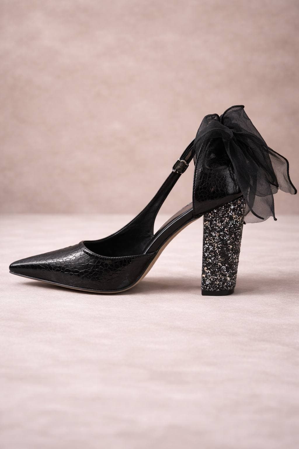 Noir Bow Glitter Heel angle 2